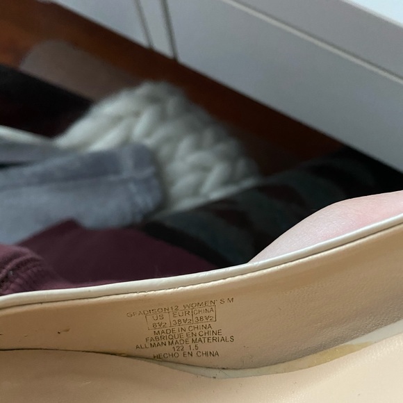 Guess nude open toe heels - Picture 4 of 4